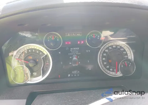 2015 Ram 1500 Laramie z USA, uszkodzony, nr VIN 1C6RR7NT1FS597527